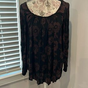 FREE PEOPLE Zoe Floral Print Dark Purple/Black Lightweight Blouse,